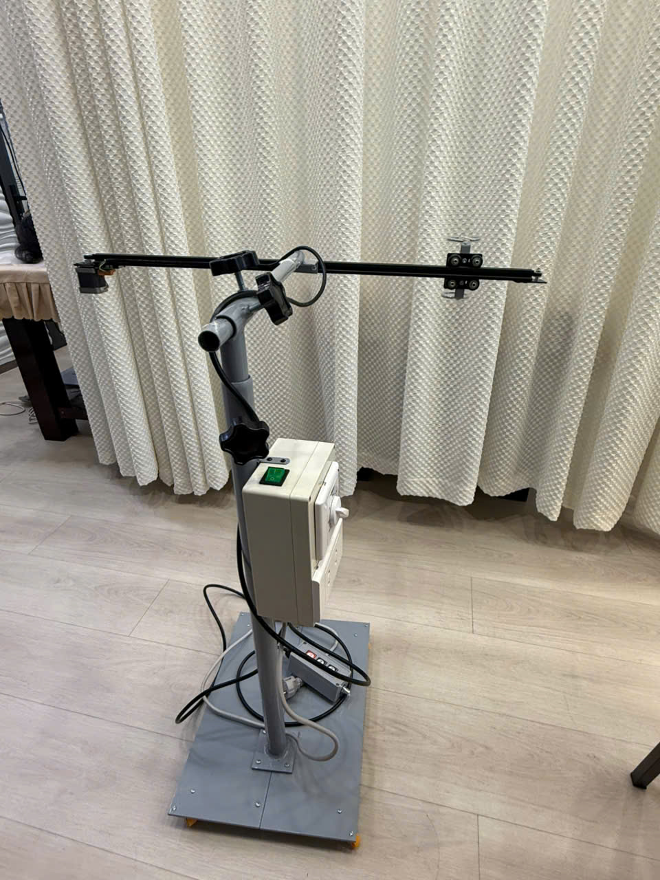 Chân Đỡ Máy iTeraCare Tự Động Di Chuyển Dọc Sống Lưng - Ảnh 3