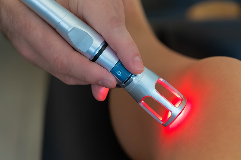 máy laser trị liệu