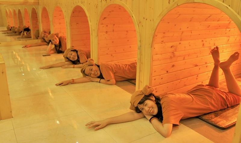 tiến hành xông hơi
